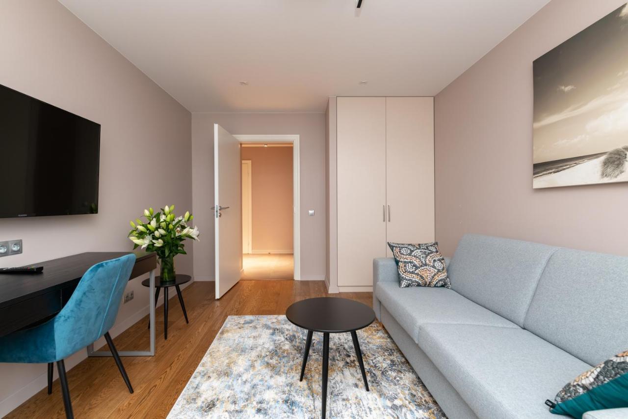 Karu Central Apartment Tallinn Exteriör bild
