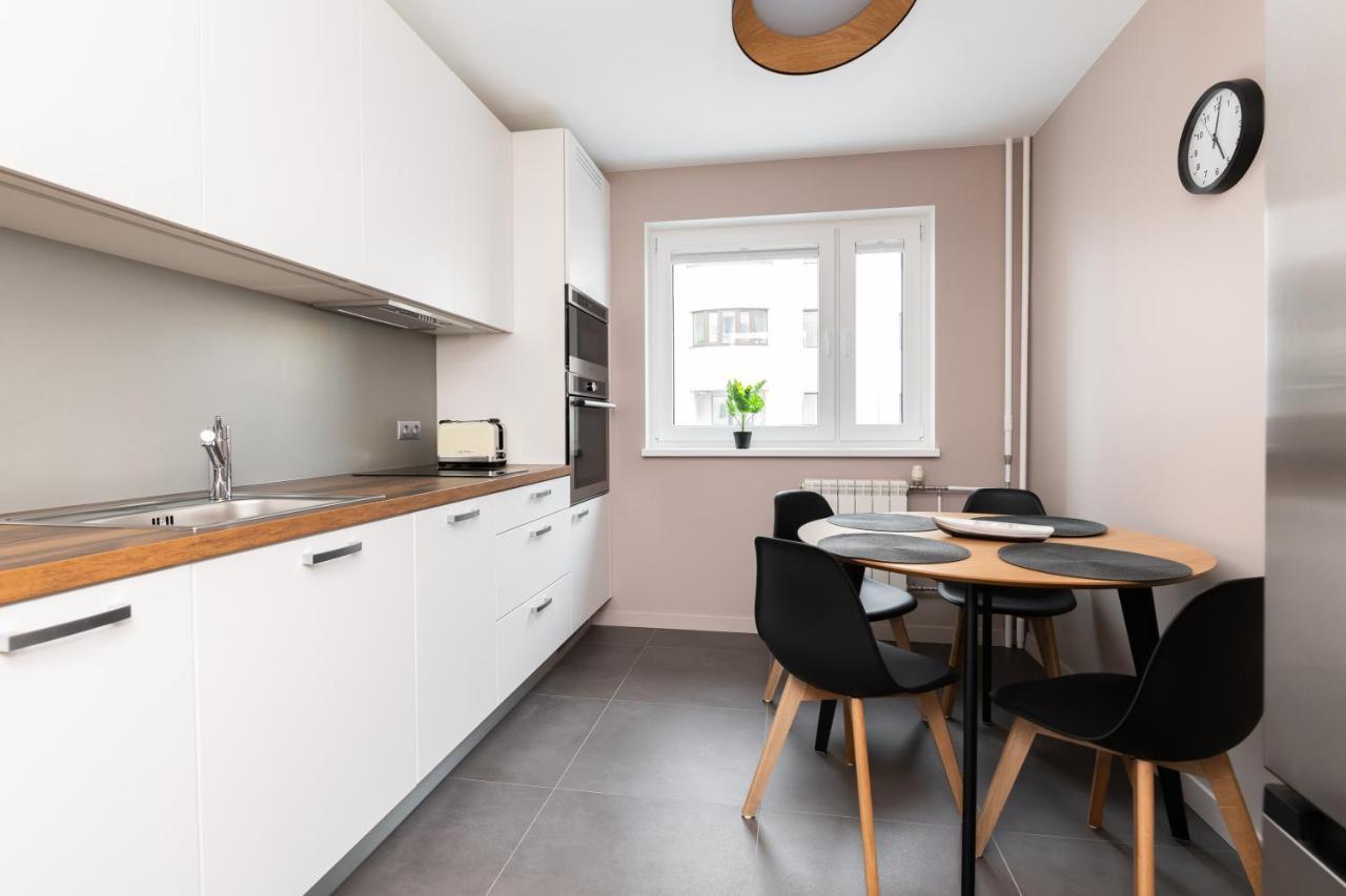 Karu Central Apartment Tallinn Exteriör bild
